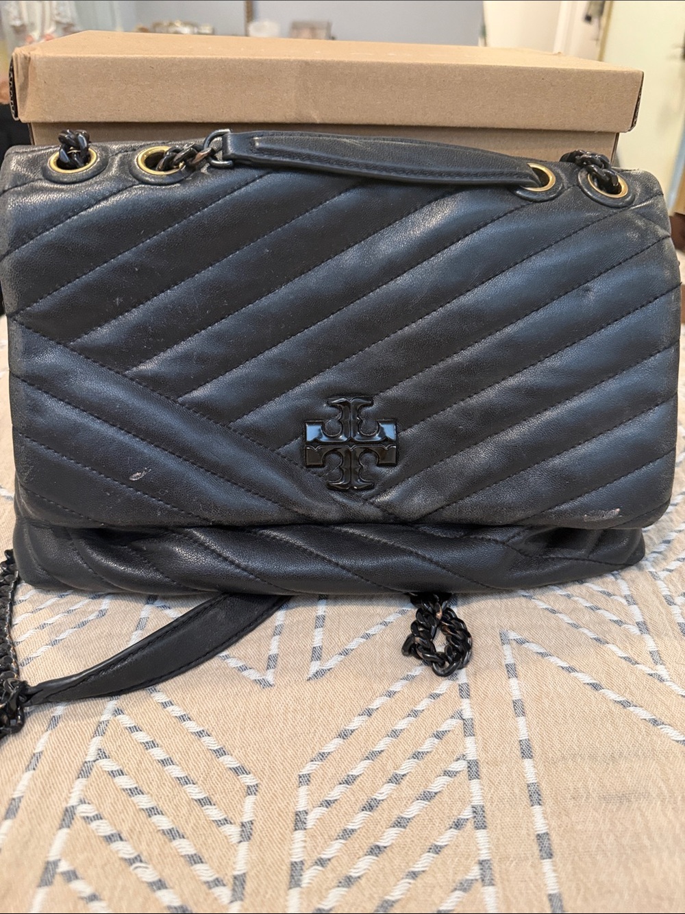 Tory Burch KIRA Black Quilted Leather Chain Shoulder Bag fair cond